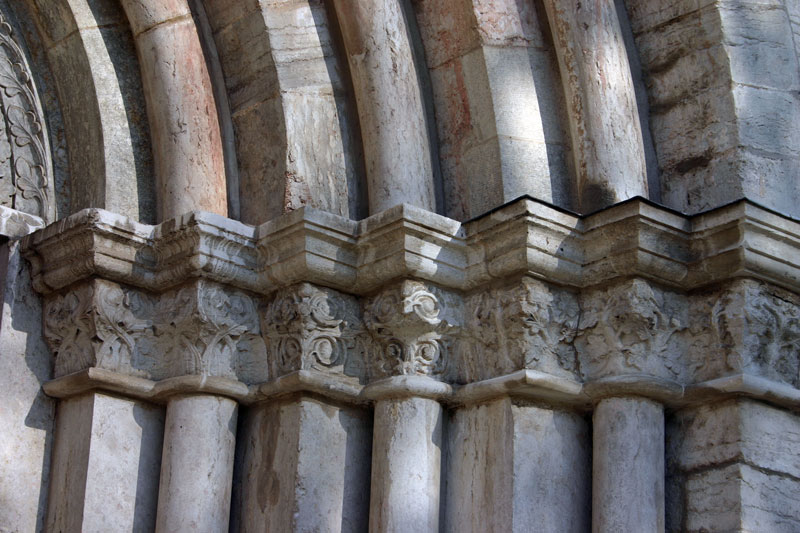 Attēls:Visbijas Doms-Ligavas portals-labi.jpg