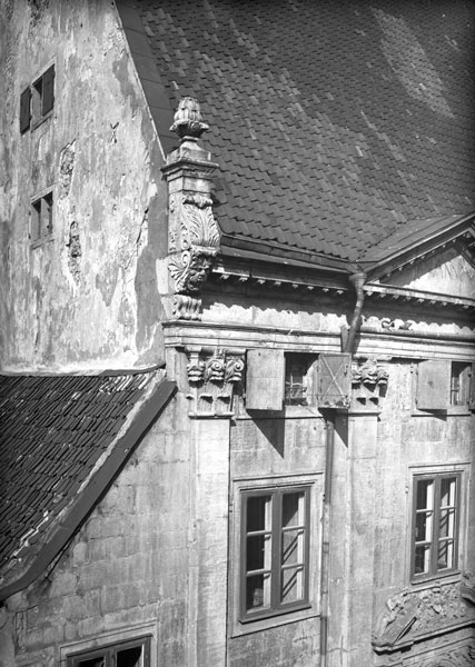 Attēls:Dannensterna-Dzegas nosleguma konsole.jpg