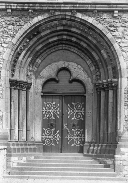 Attēls:Limburgas Doma rietumu portals.jpg